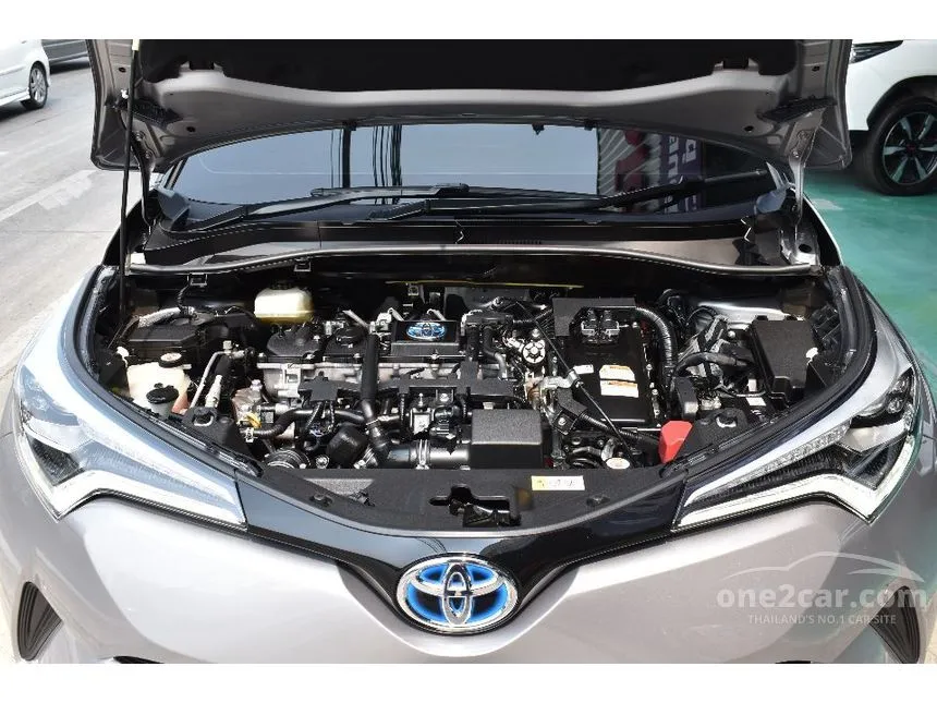 2019 Toyota C-HR HV Mid SUV