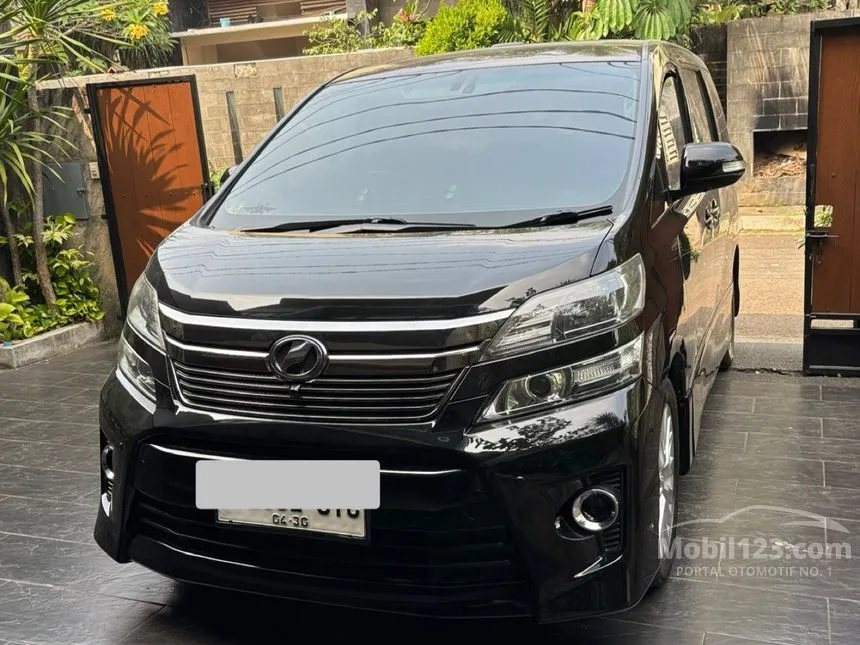 2013 Toyota Vellfire ZG MPV