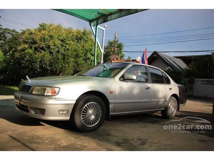 Nissan cefiro 1995