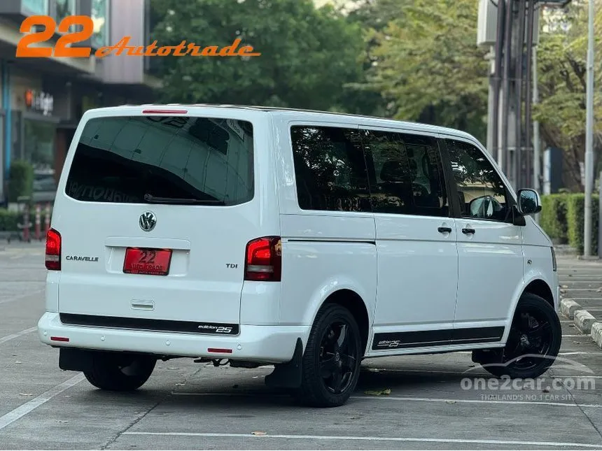 2012 Volkswagen CARAVELLE TDi Van