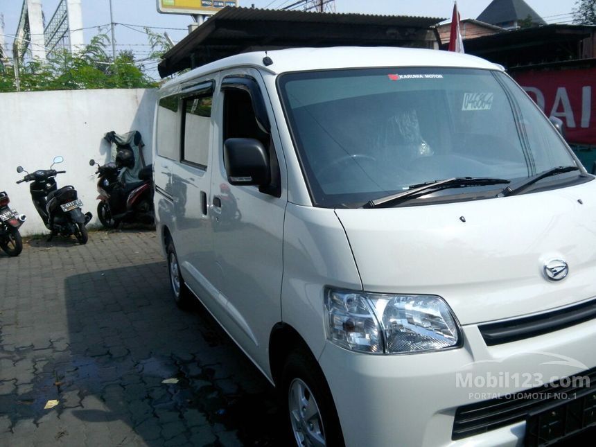 Jual Mobil Daihatsu Gran Max 2017 D 1.3 di Jawa Timur 