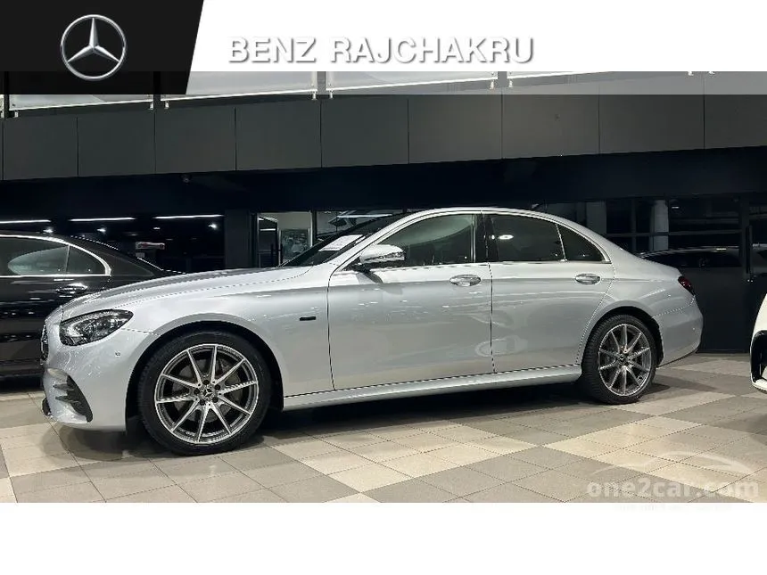 2021 Mercedes-Benz E300 e AMG Dynamic Sedan