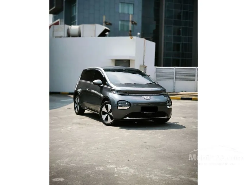 2025 Wuling Cloud EV 460KM Hatchback