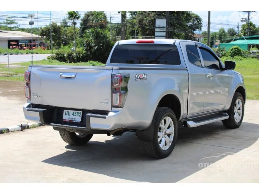 2022 Isuzu D-MAX Vcross Z Space Cab Pickup
