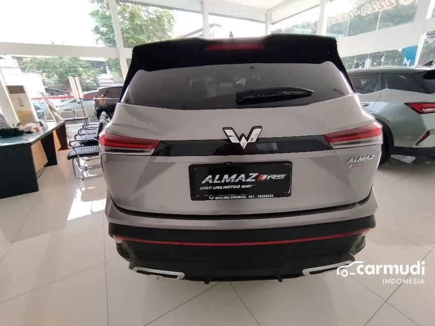 2023 Wuling Almaz RS Pro Wagon