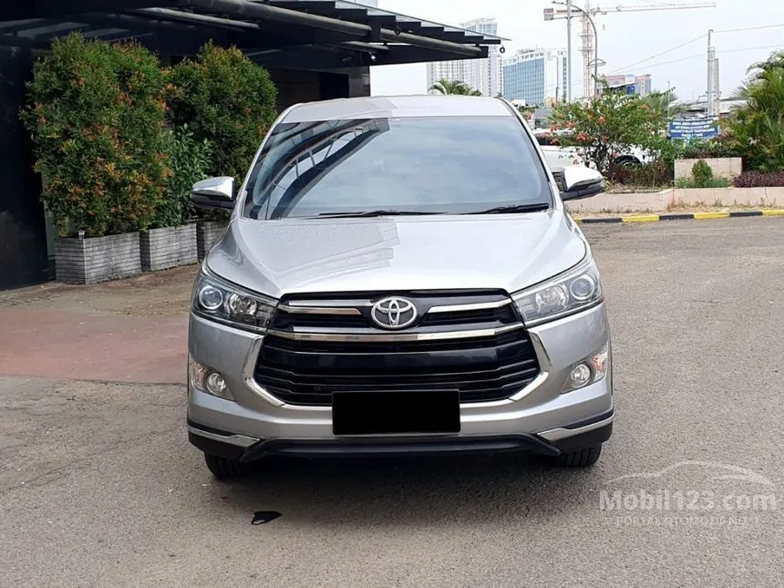 Jual Mobil Toyota Innova Venturer 2018 2.0 di DKI Jakarta Automatic Wagon Silver Rp 289.000.000