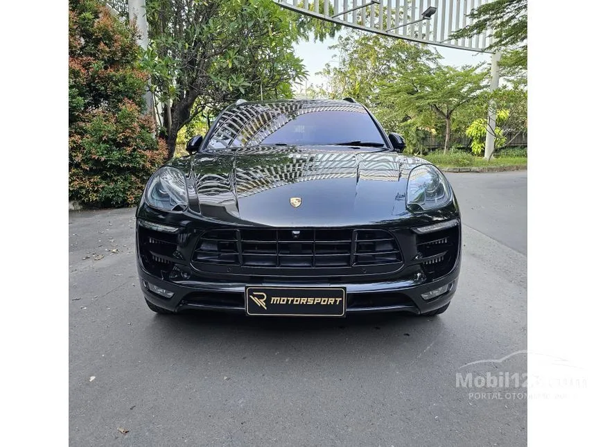 2016 Porsche Macan S SUV