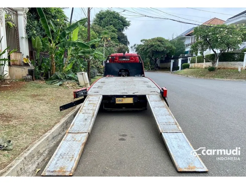 2004 Toyota Dyna Trucks