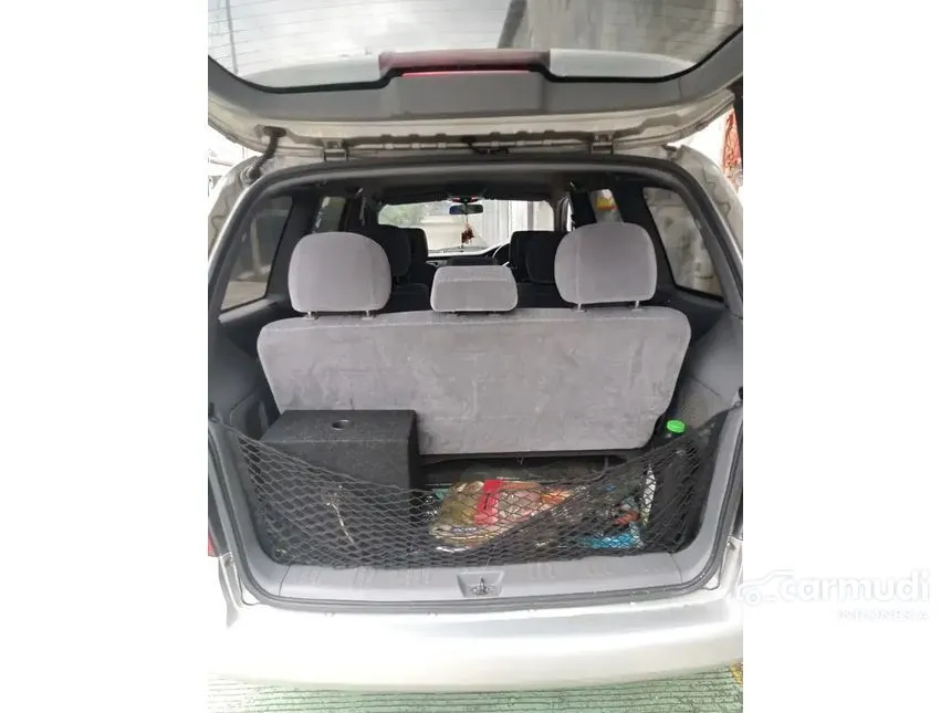 2004 Hyundai Trajet GL8 MPV