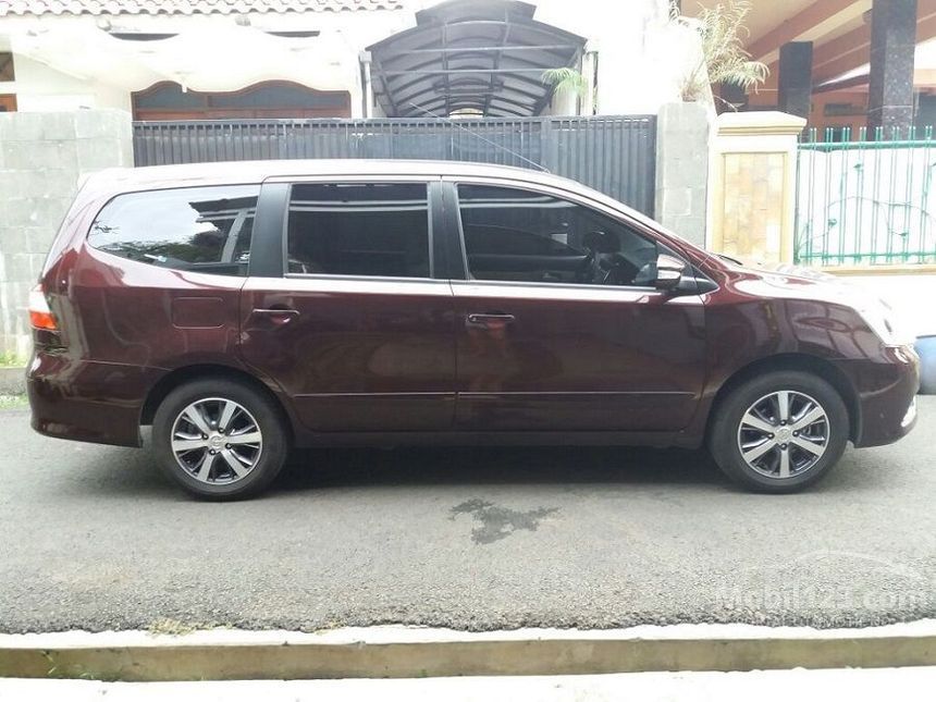 Jual Mobil Nissan Grand Livina 2016 XV 1.5 di DKI Jakarta 