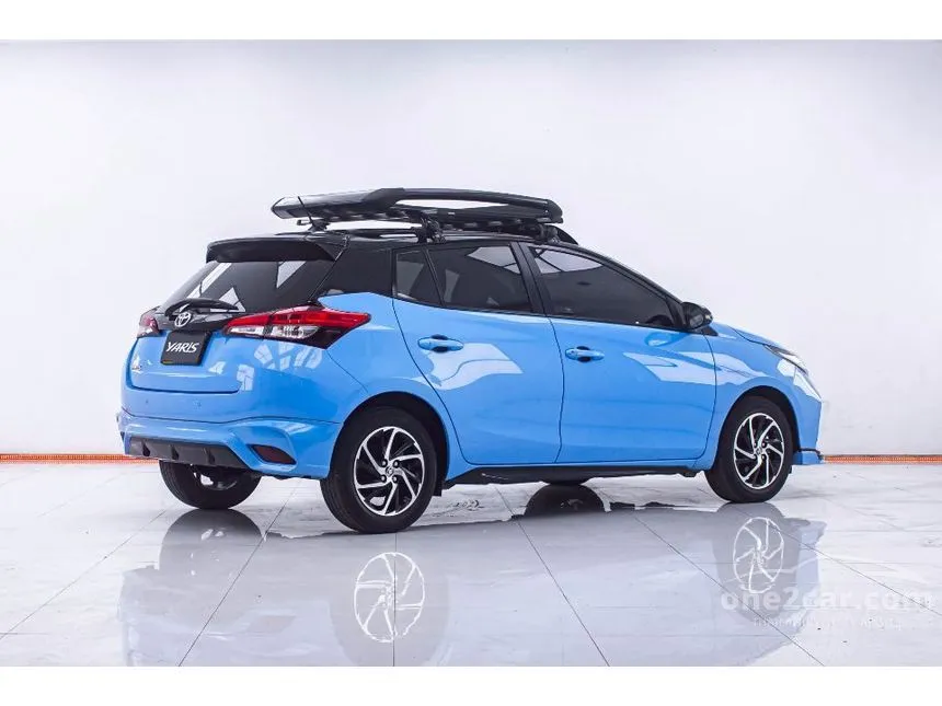 2021 Toyota YARIS Sport Hatchback