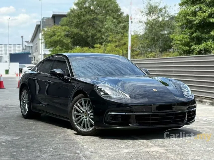 2017 Porsche Panamera 4S Hatchback