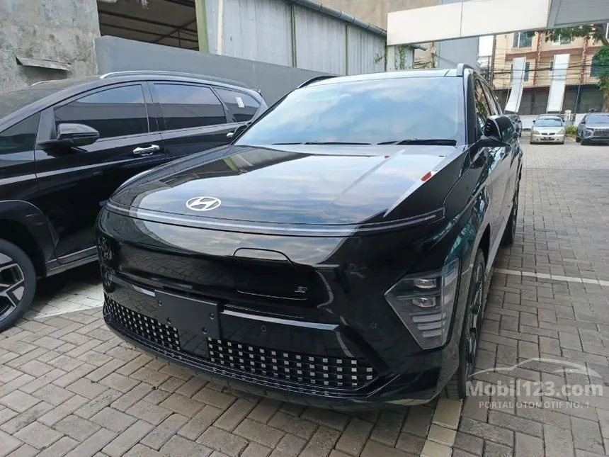 Jual Mobil Hyundai Kona 2024 Electric Long Range Signature di DKI Jakarta Automatic Wagon Hitam Rp 580.000.000