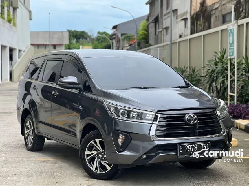 2021 Toyota Kijang Innova V Luxury 50th Anniversary MPV