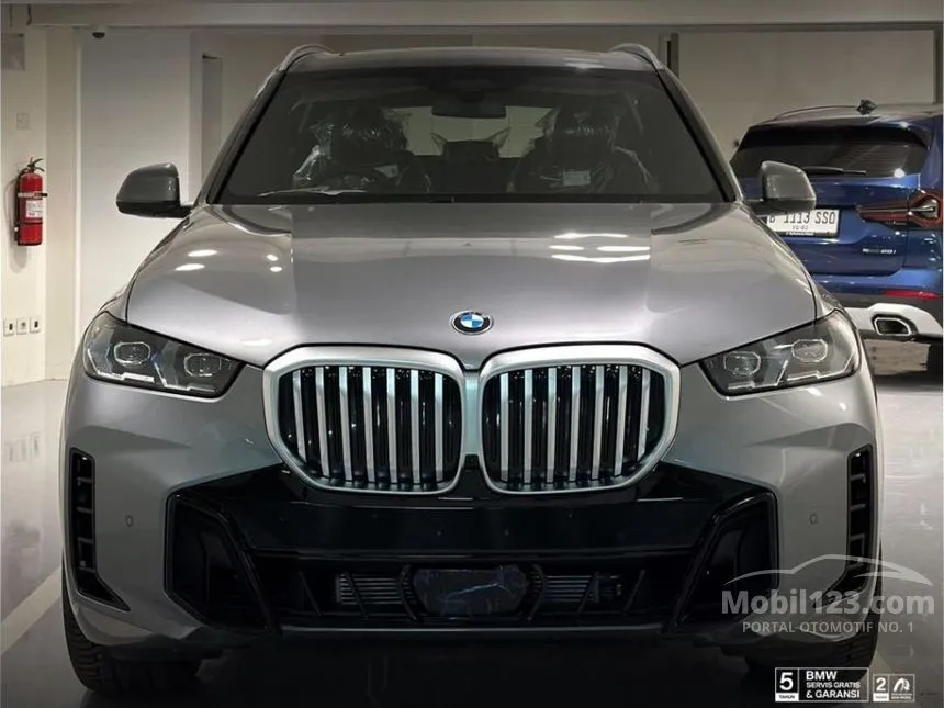 Jual Mobil BMW X5 2024 xDrive40i xLine 3.0 di Jawa Barat Automatic SUV Abu