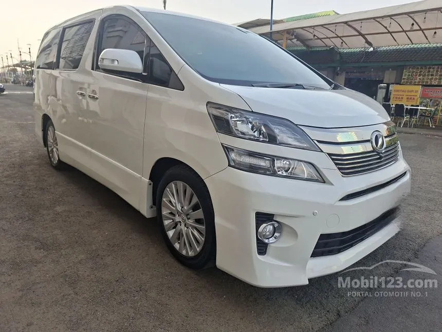 2014 Toyota Vellfire Z MPV
