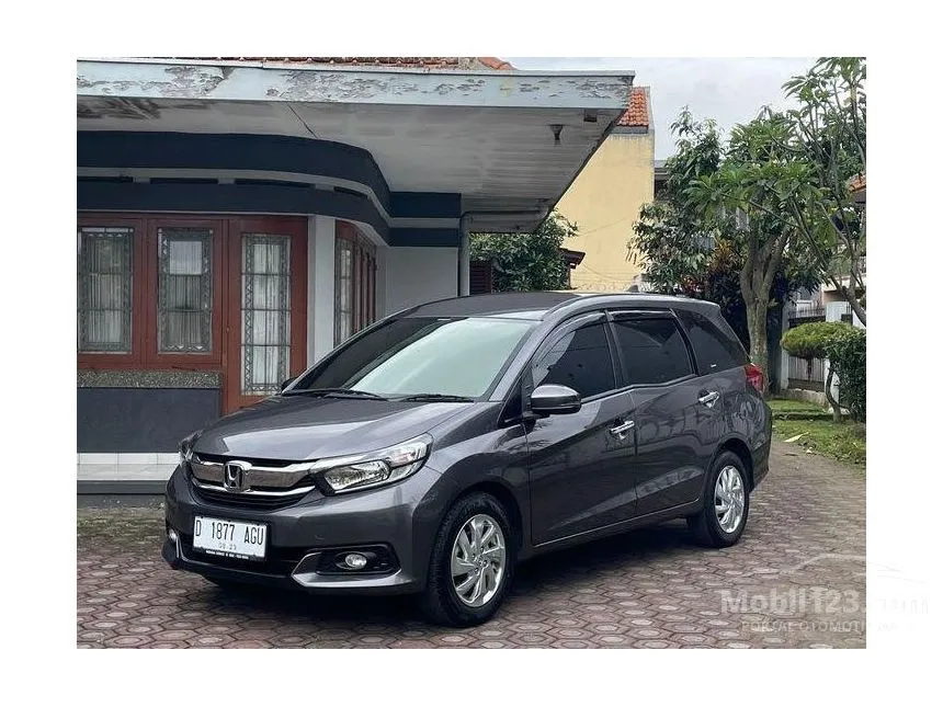 Jual Mobil Honda Mobilio 2018 E 1.5 di Jawa Barat Automatic MPV Abu