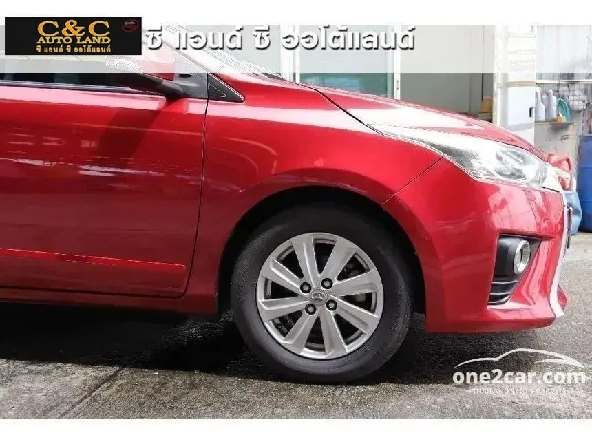 2013 Toyota YARIS G Hatchback