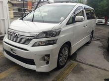 2013 Toyota Vellfire golden eye 2.4