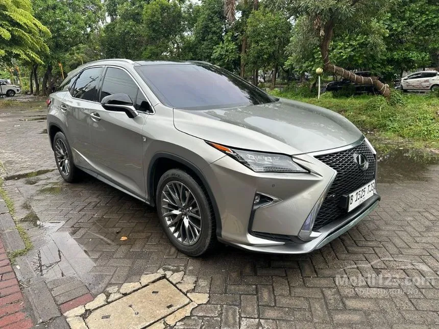 Jual Mobil Lexus RX 300 2019 F Sport 2.0 di Jawa Timur Automatic SUV Abu
