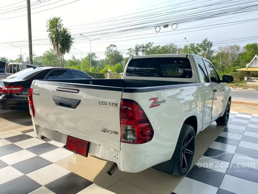 2022 Toyota HILUX REVO Z Edition Entry Smart Cab Pickup