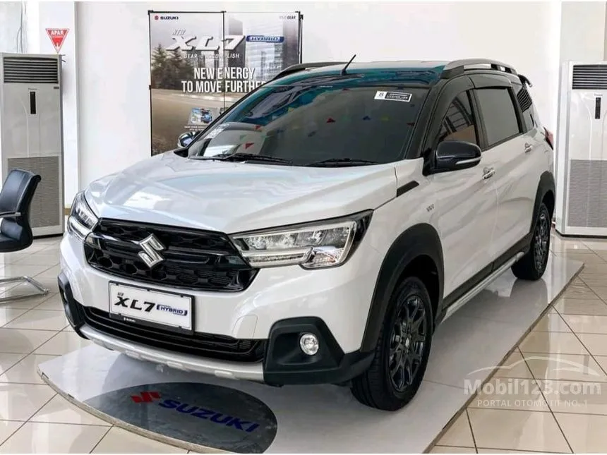 Jual Mobil Suzuki XL7 2024 Alpha Hybrid 1.5 di DKI Jakarta Manual SUV Putih Rp 240.000.000