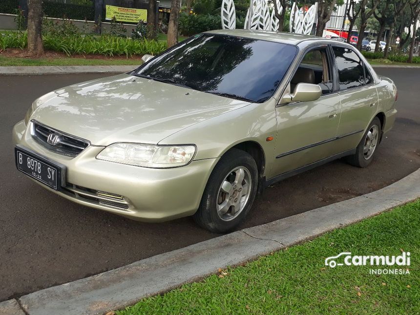 2001 Honda Accord VTi-Limited Sedan