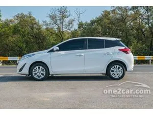 2019 Toyota YARIS 1.2 E Hatchback