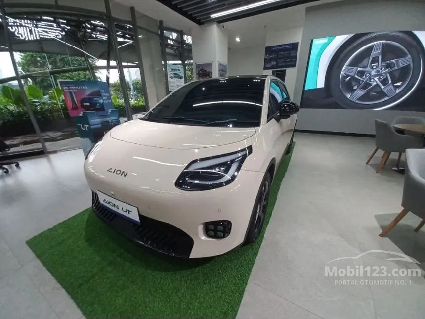 2026 GAC AION UT Premium Hatchback