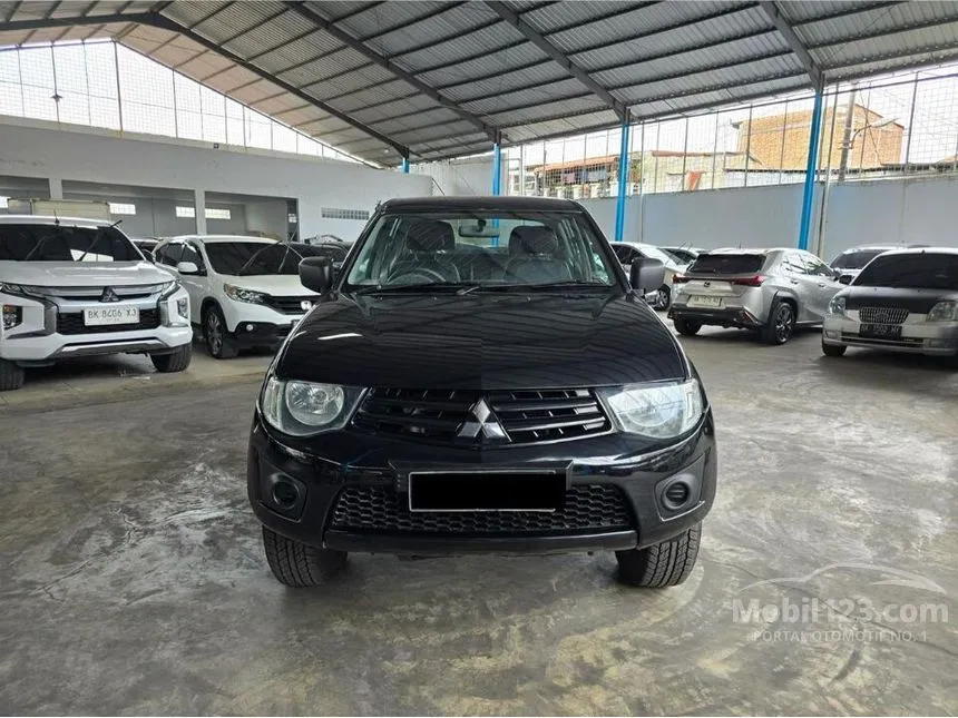 Jual Mobil Mitsubishi Strada Triton 2014 GLX Dual Cab 2.8 di Sumatera Utara Manual Pick