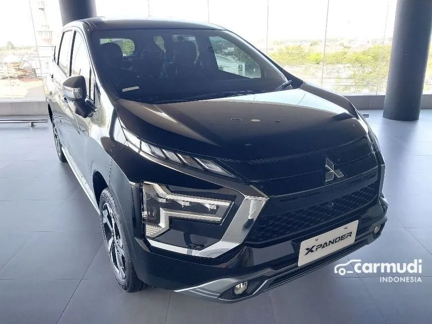 Jual Mobil Mitsubishi Xpander 2024 ULTIMATE 1.5 di Jawa Timur Automatic Wagon Hitam Rp 309.700.000