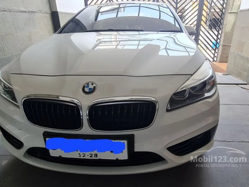 Jual Mobil BMW 218i 2015 Active Tourer Sport 1.5 di DKI Jakarta Automatic Hatchback Putih Rp 230.000.000