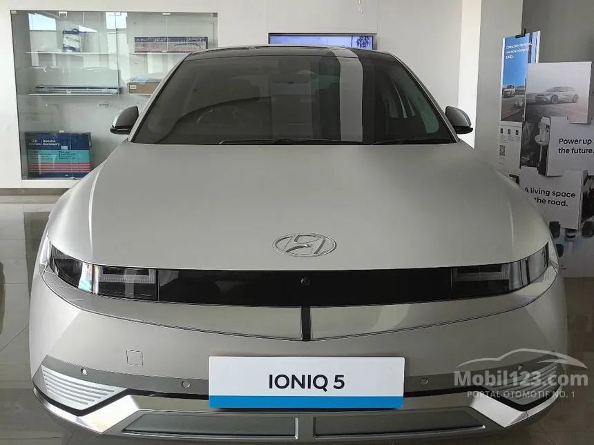 Jual Mobil Hyundai IONIQ 5 2023 Long Range Signature di DKI Jakarta Automatic Wagon Abu