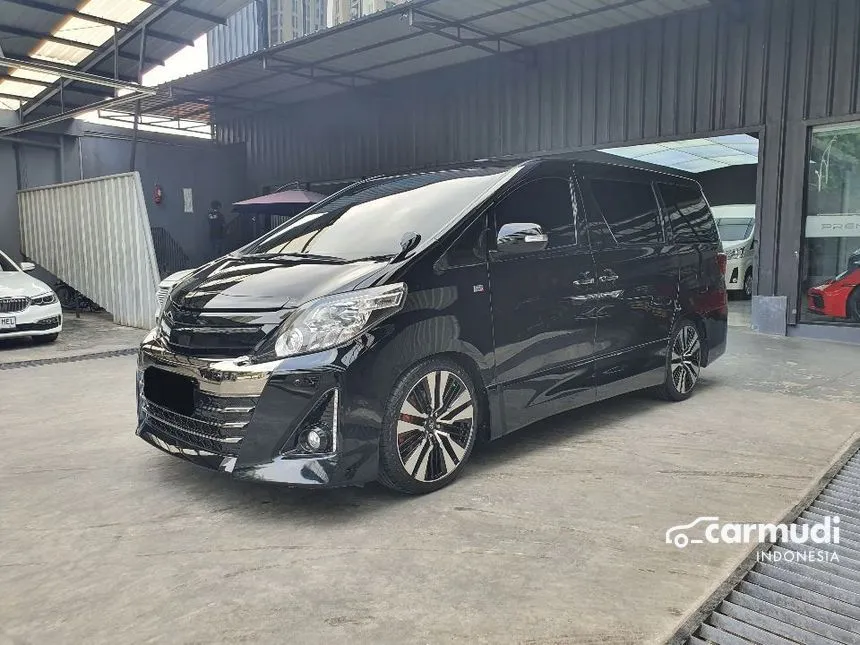 2013 Toyota Alphard GS MPV