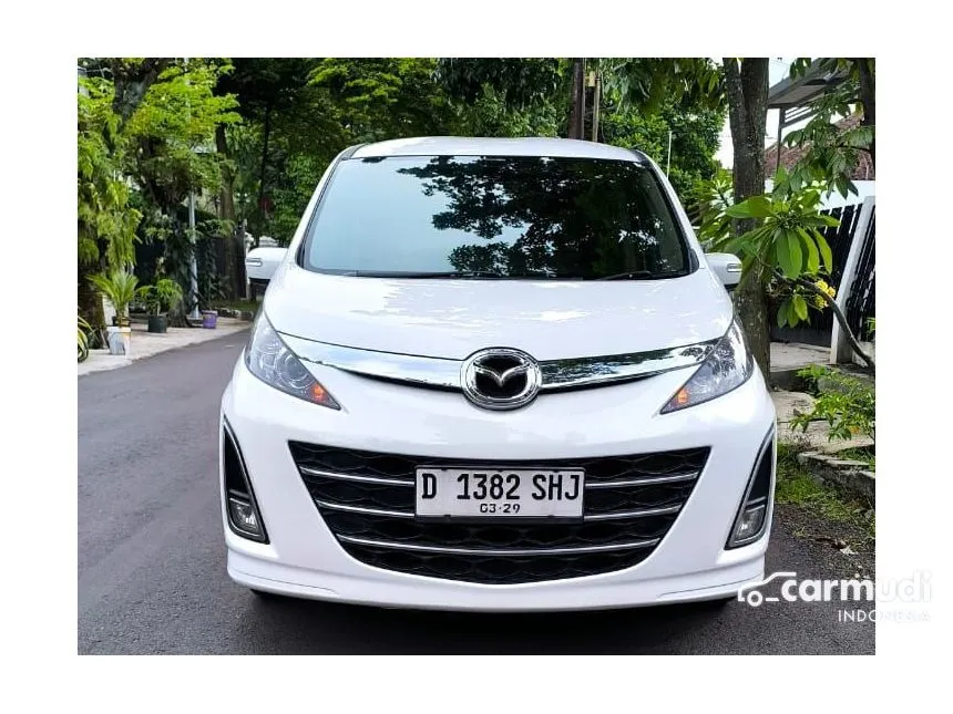 Jual Mobil Mazda Biante 2013 DISI 2.0 di Jawa Barat Automatic MPV Putih Rp 140.000.000