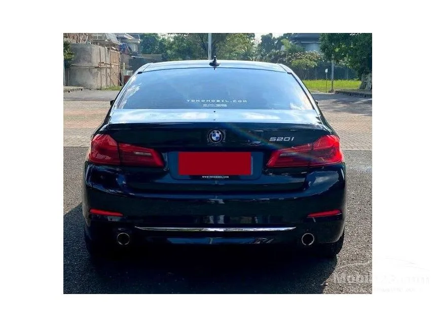 Jual Mobil BMW 520i 2019 Luxury 2.0 di Banten Automatic Sedan Hitam Rp 535.000.000
