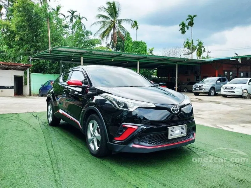 2018 Toyota C-HR Mid SUV