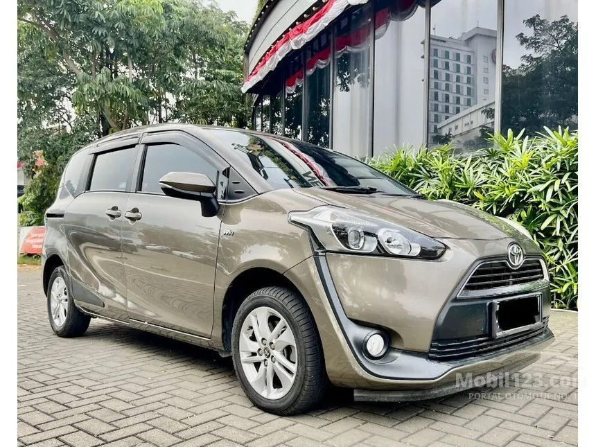 Jual Mobil Toyota Sienta 2018 G 1.5 di Jawa Barat Manual MPV Coklat Rp 147.500.000