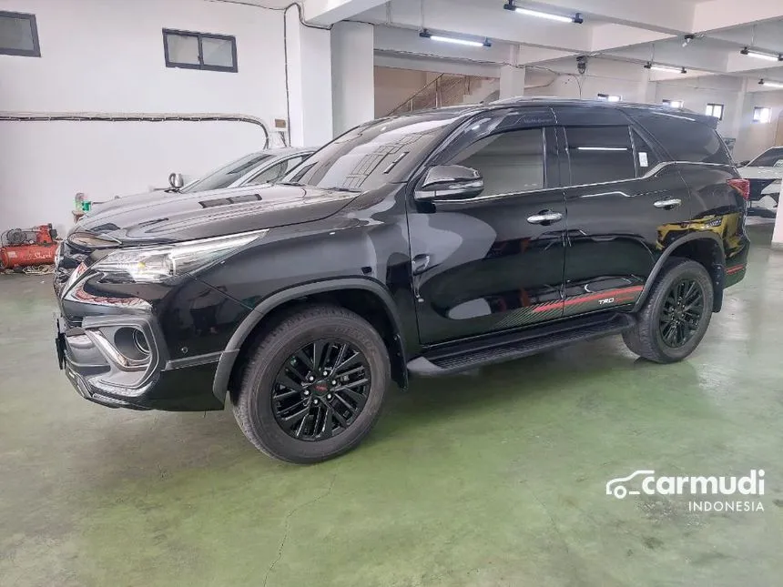2020 Toyota Fortuner VRZ TRD 4X2 SUV