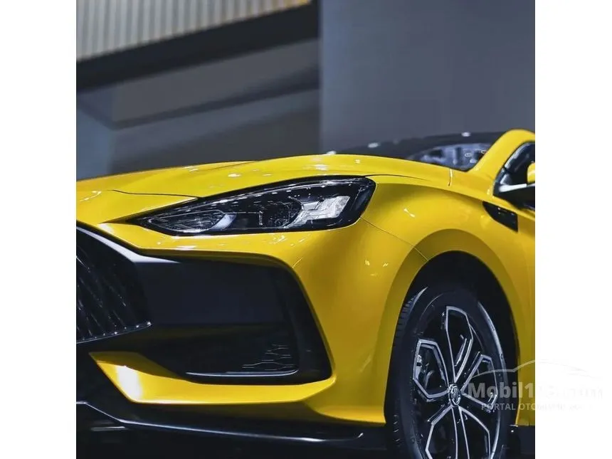 Jual Mobil MG 5 2024 GT Magnify 1.5 di Banten Automatic Sedan Kuning Rp 407.900.000