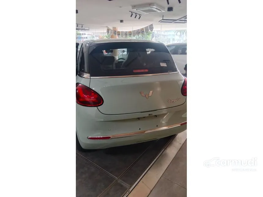 2024 Wuling Binguo EV Long Range Hatchback