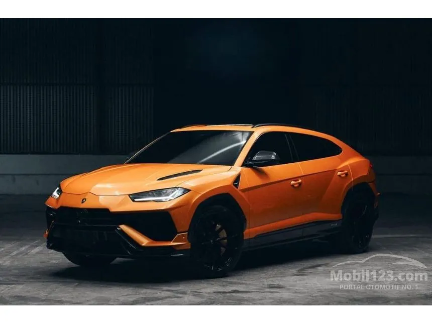 Jual Mobil Lamborghini Urus 2023 4.0 di Banten Automatic Wagon Orange Rp 9.500.000.000