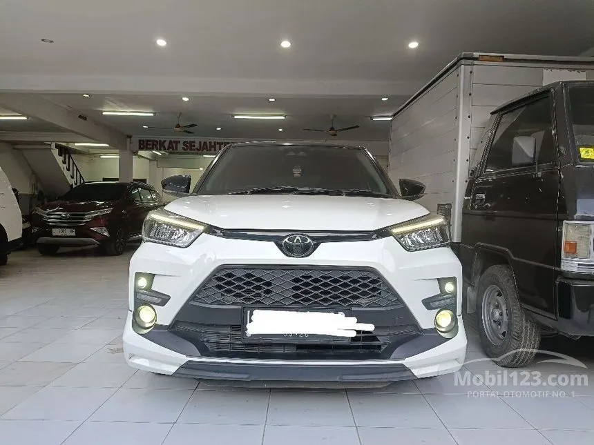 Jual Mobil Toyota Raize 2021 GR Sport TSS 1.0 di Jawa Timur Automatic Wagon Putih Rp 233.000.001