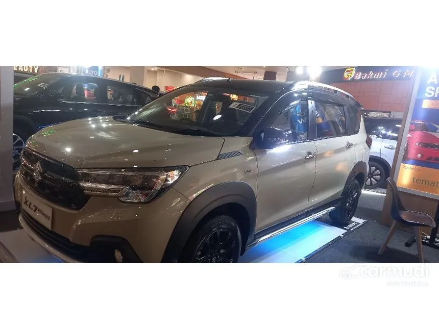 Jual Mobil Suzuki XL7 2024 Alpha Hybrid 1.5 di Jawa Barat Automatic SUV Putih Rp 299.991.110