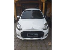 Daihatsu Ayla 1.0 X 2013 AT white , harga nego gan