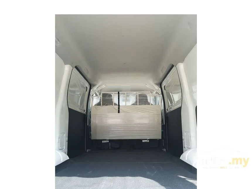 2025 Daihatsu Gran Max Panel Van