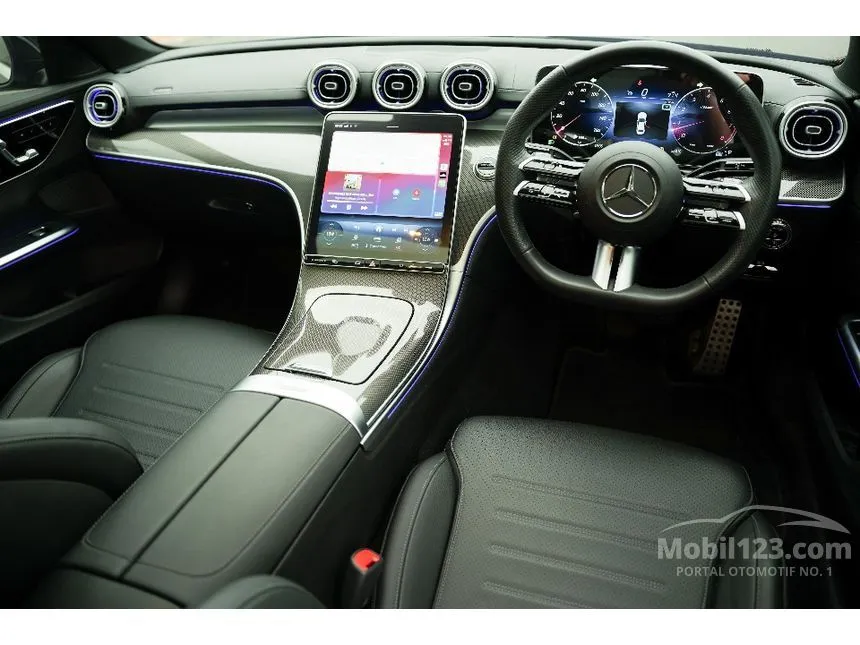 2023 Mercedes-Benz C300 AMG Line Sedan