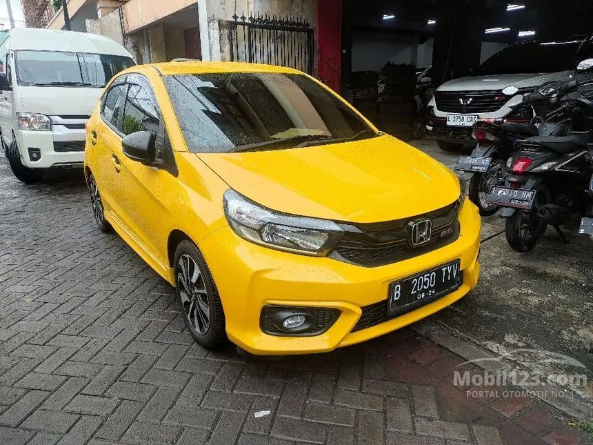Jual Mobil Honda Brio 2019 RS 1.2 di Jawa Timur Automatic Hatchback Kuning Rp 170.000.000