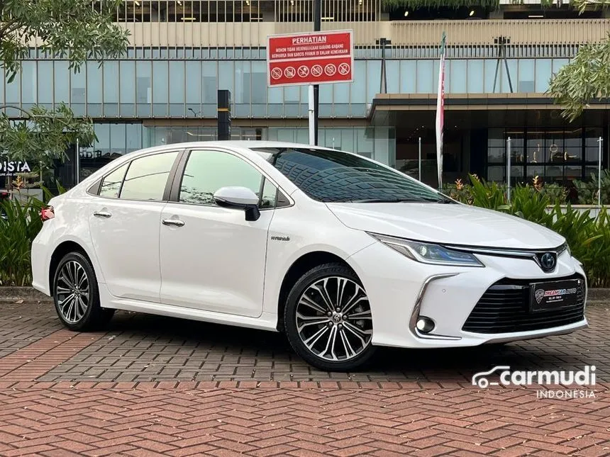 Jual Mobil Toyota Corolla Altis 2022 HYBRID 1.8 di DKI Jakarta Automatic Sedan Putih Rp 399.000.000