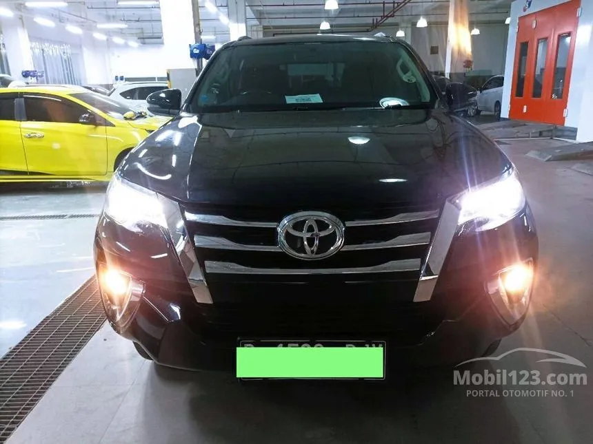 Jual Mobil Toyota Fortuner 2019 G 2.4 di Banten Automatic SUV Hitam Rp 369.000.000